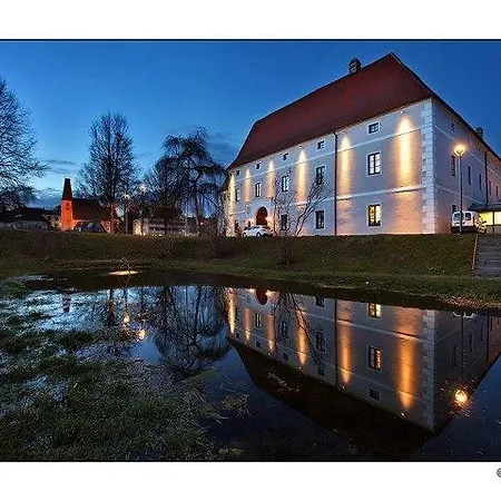 Schloss 3* Zeillern